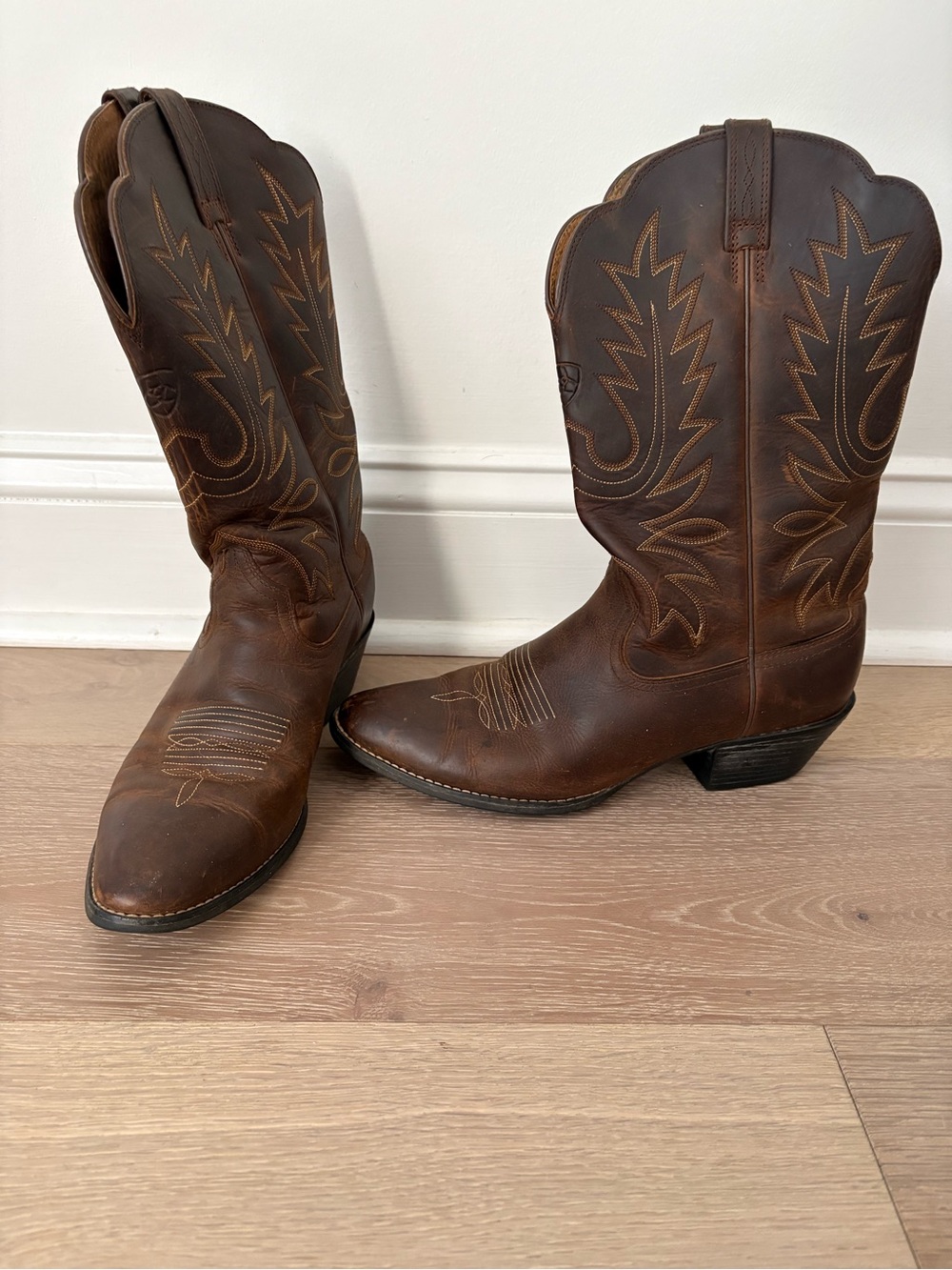 Women’s Ariat Brown Western Cowboy Boot - Picture 3 of 5